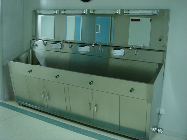 四人醫(yī)用洗手池